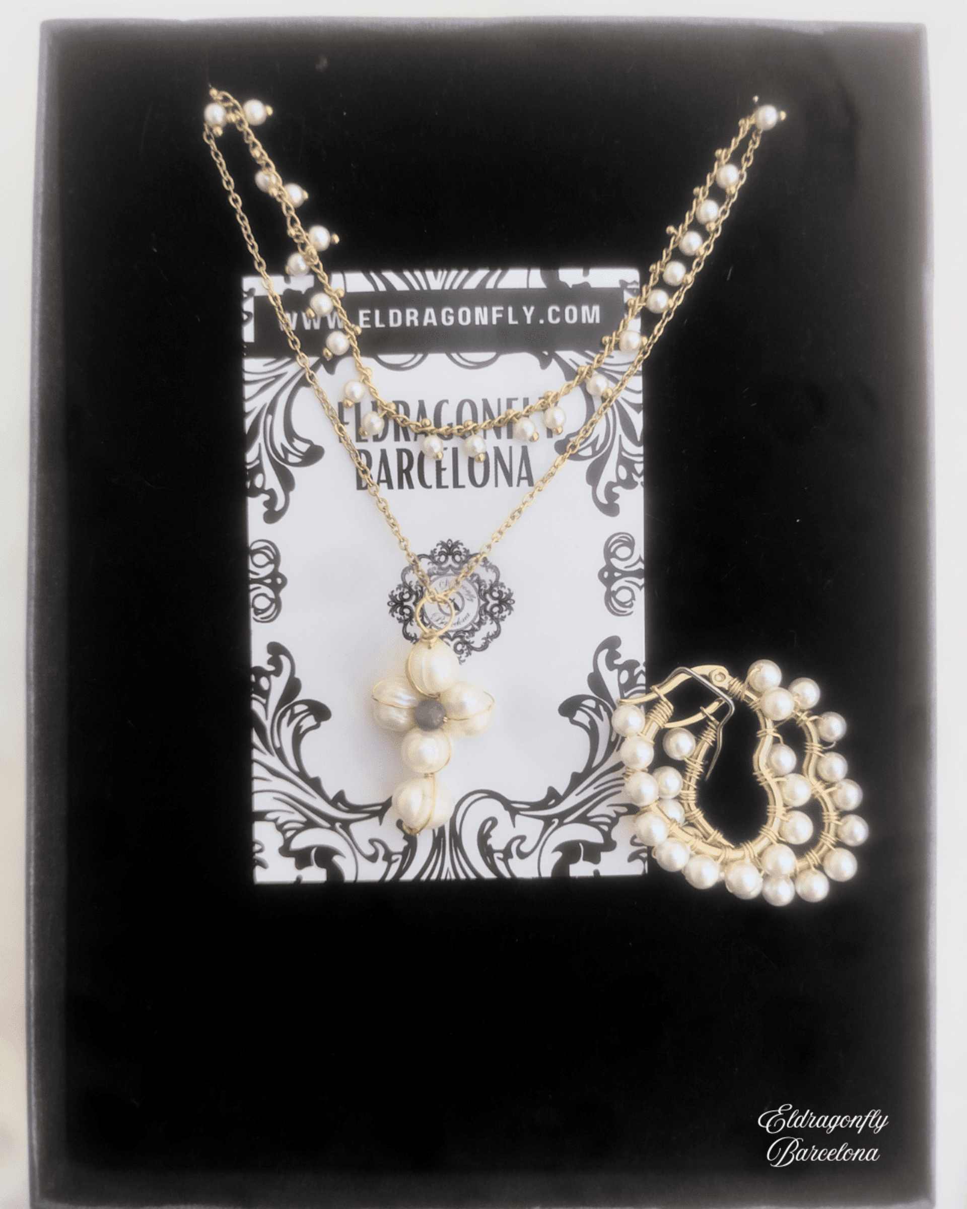 Conjunto Elegancia Perla – Collar, Cruz y Pendientes de Perlas - 2