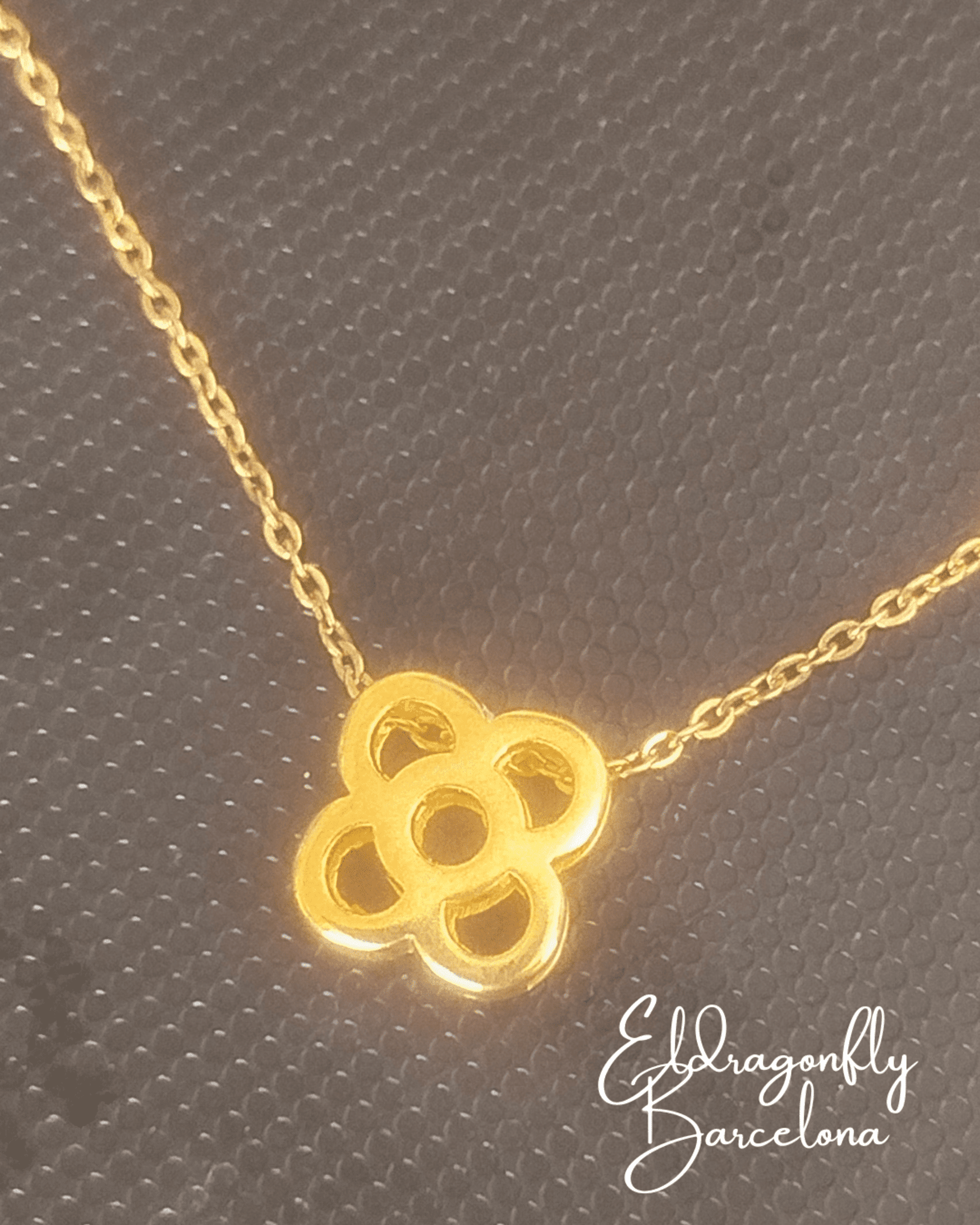 Colgante Piñón Dorado de Acero Inoxidable,Inspirado en Barcelona-edición Sarria - 1